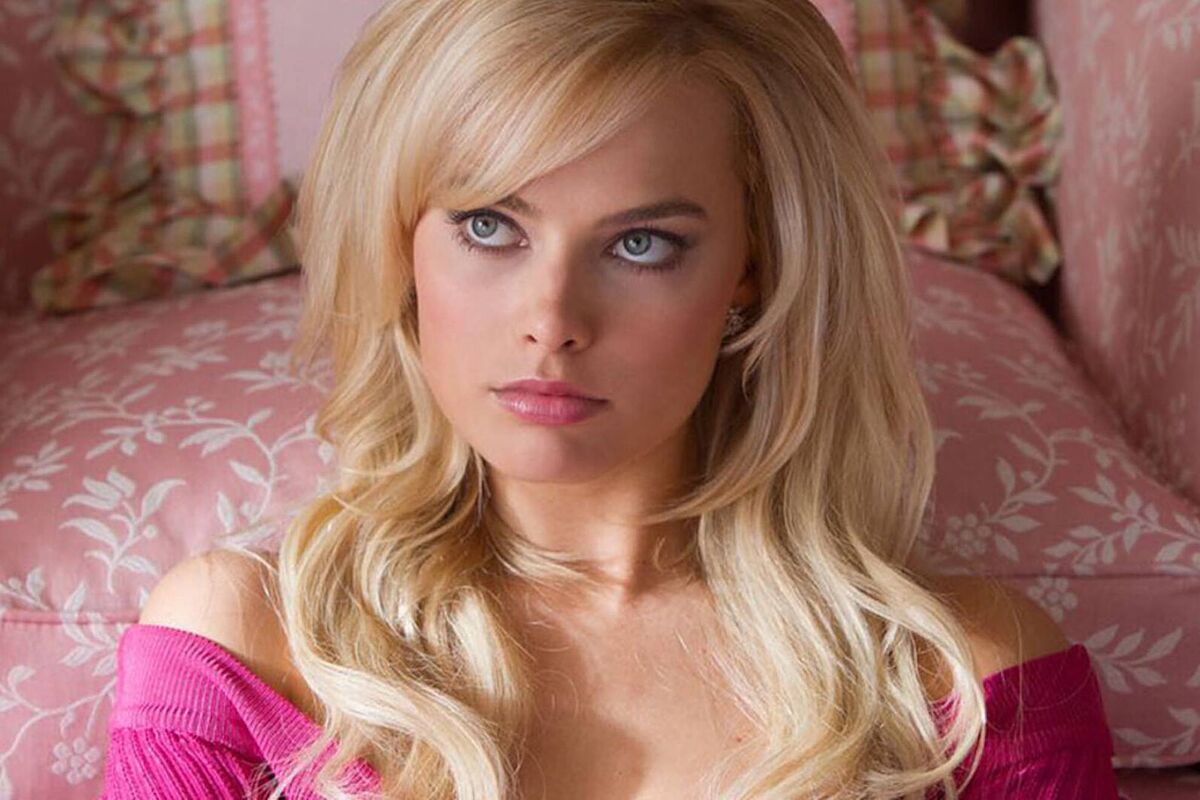 Margot Robbie (Barbie)